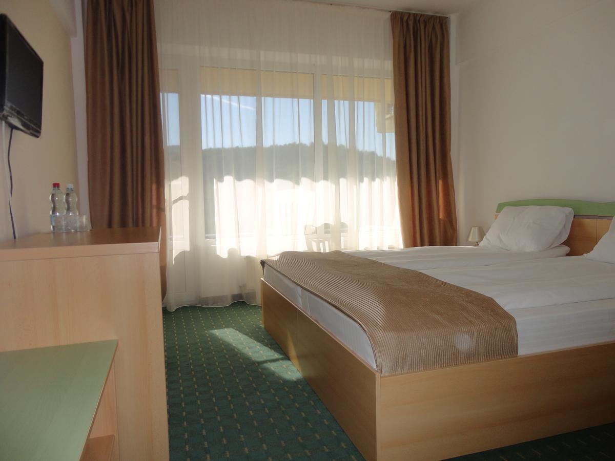Hotel Diana Feredőgyógy Kültér fotó