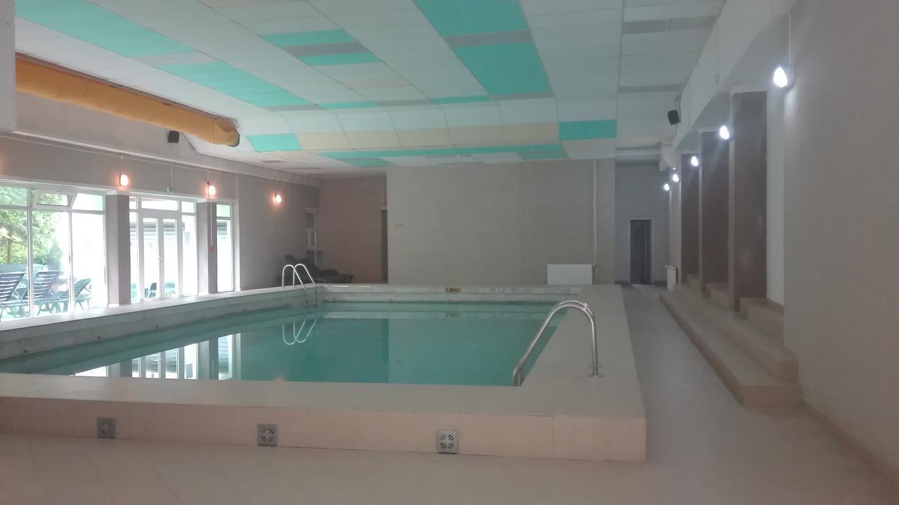 Hotel Diana Feredőgyógy Kültér fotó